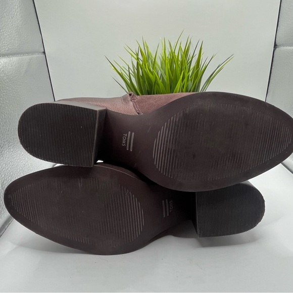 Toms Women's Loren Suede/Metallic Block Heel Ankle Bootie Burgundy 7.5 - Picture 8 of 8